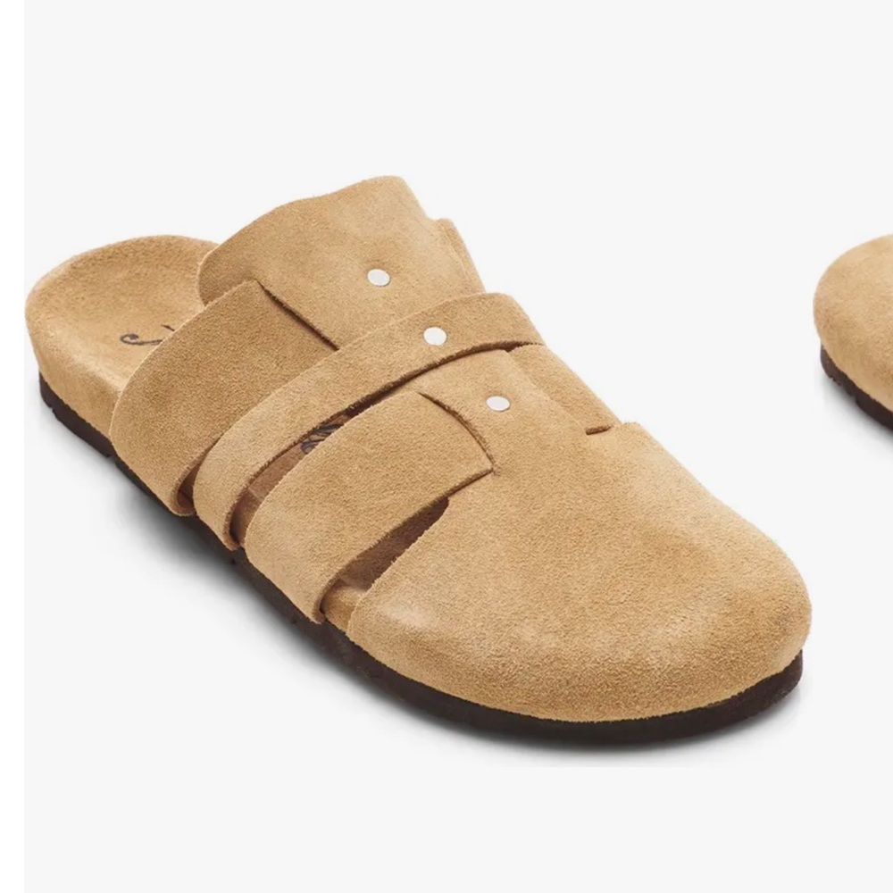 Free People Sunday Season Mule in sand suede size 9